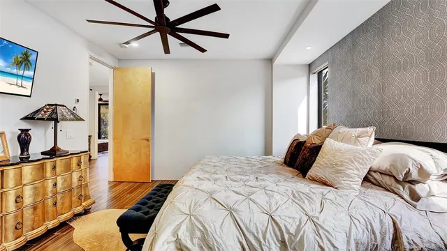 $5,700,000 | 609 Poinciana Drive, Fort Lauderdale, FL 33301