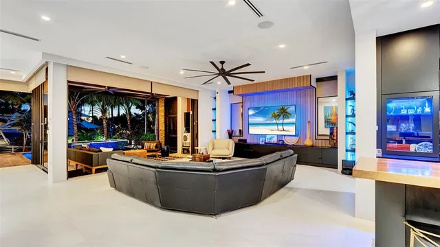 $5,700,000 | 609 Poinciana Drive, Fort Lauderdale, FL 33301