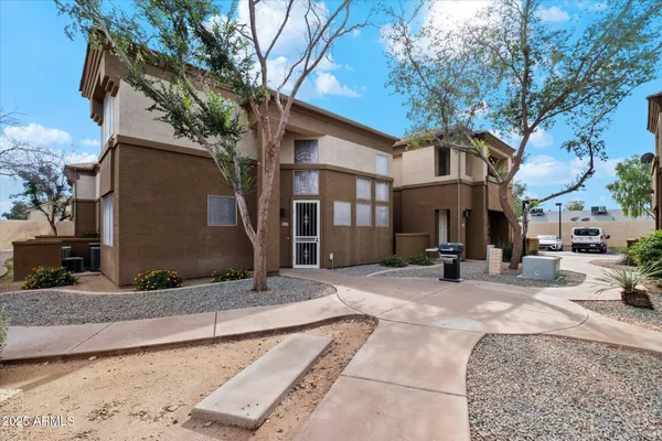$349,000 | 1445 East Broadway Road, Unit 120, Tempe, AZ 85282