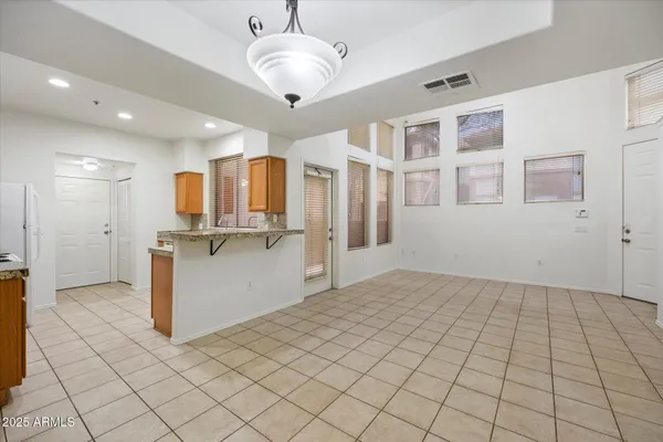 $349,000 | 1445 East Broadway Road, Unit 120, Tempe, AZ 85282