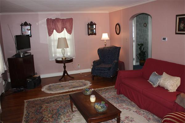 16 Lawndale Road Milton, MA 02186 - Photo 8 of 20 Gallery Image 8
