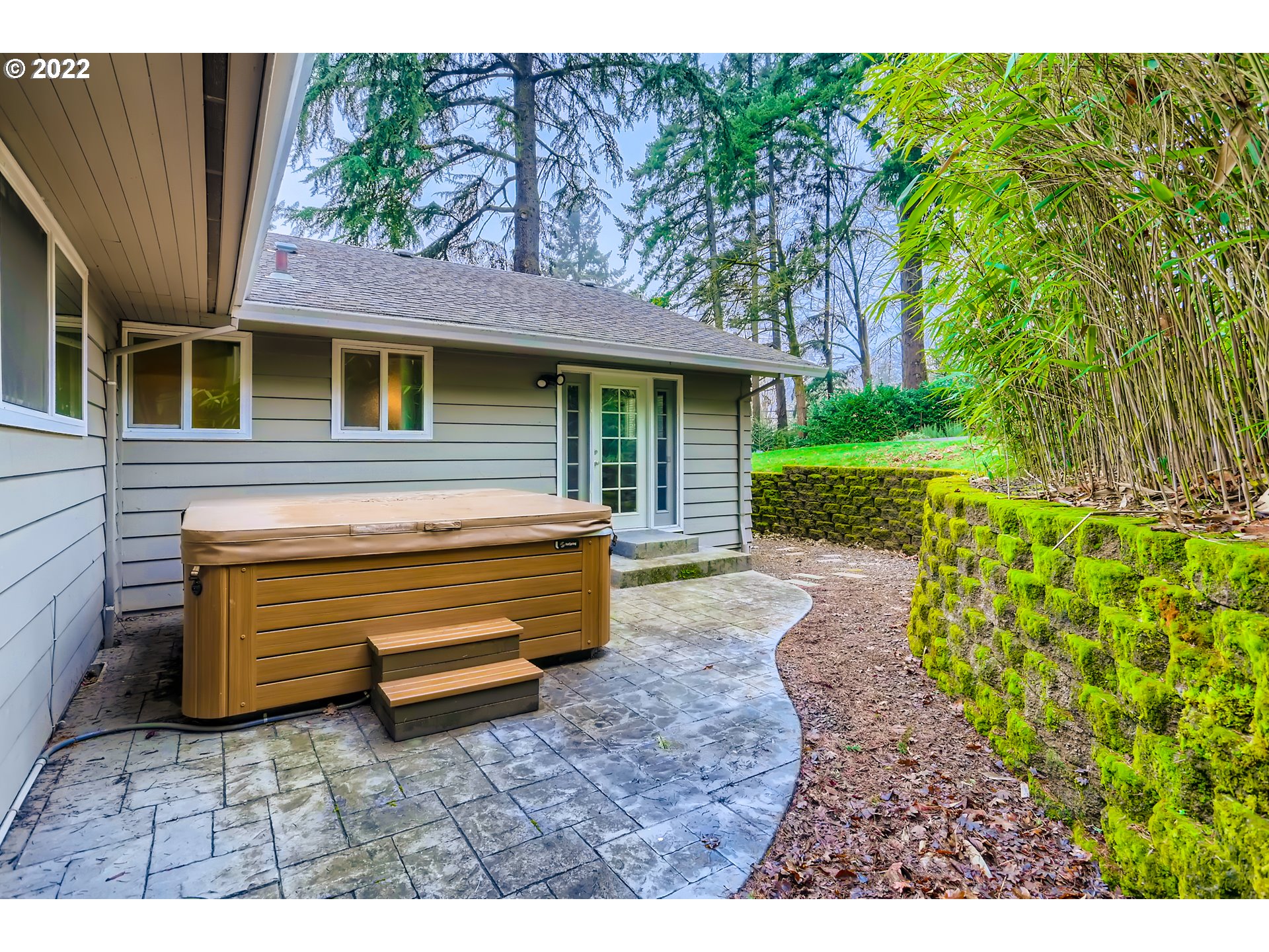 11858 Southwest Lesser Road Portland, OR 97219 - Photo 30 of 32 Gallery Image 30