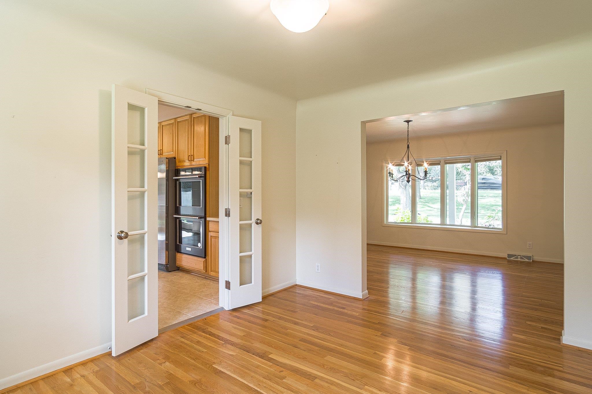 1136 Brewster Road Rochester Hills, MI 48306 - Photo 12 of 45