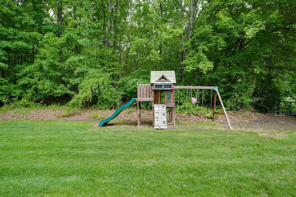 10 Virginia Road Tyngsborough, MA 01879 - Photo 35 of 38
