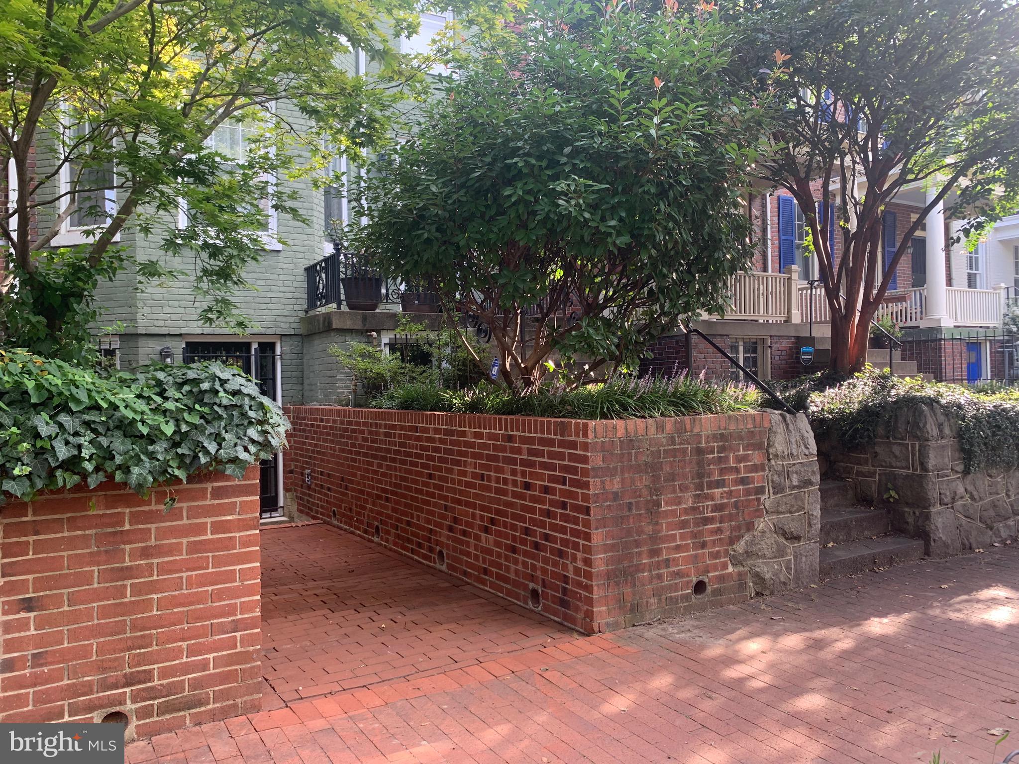 643 E Street Northeast Washington, DC 20002 - Photo 19 of 59 a view of outdoor space with fountain