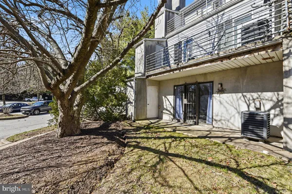 $153,900 | 49 Ashlar Hill Court, Unit 49, Parkville, MD 21234