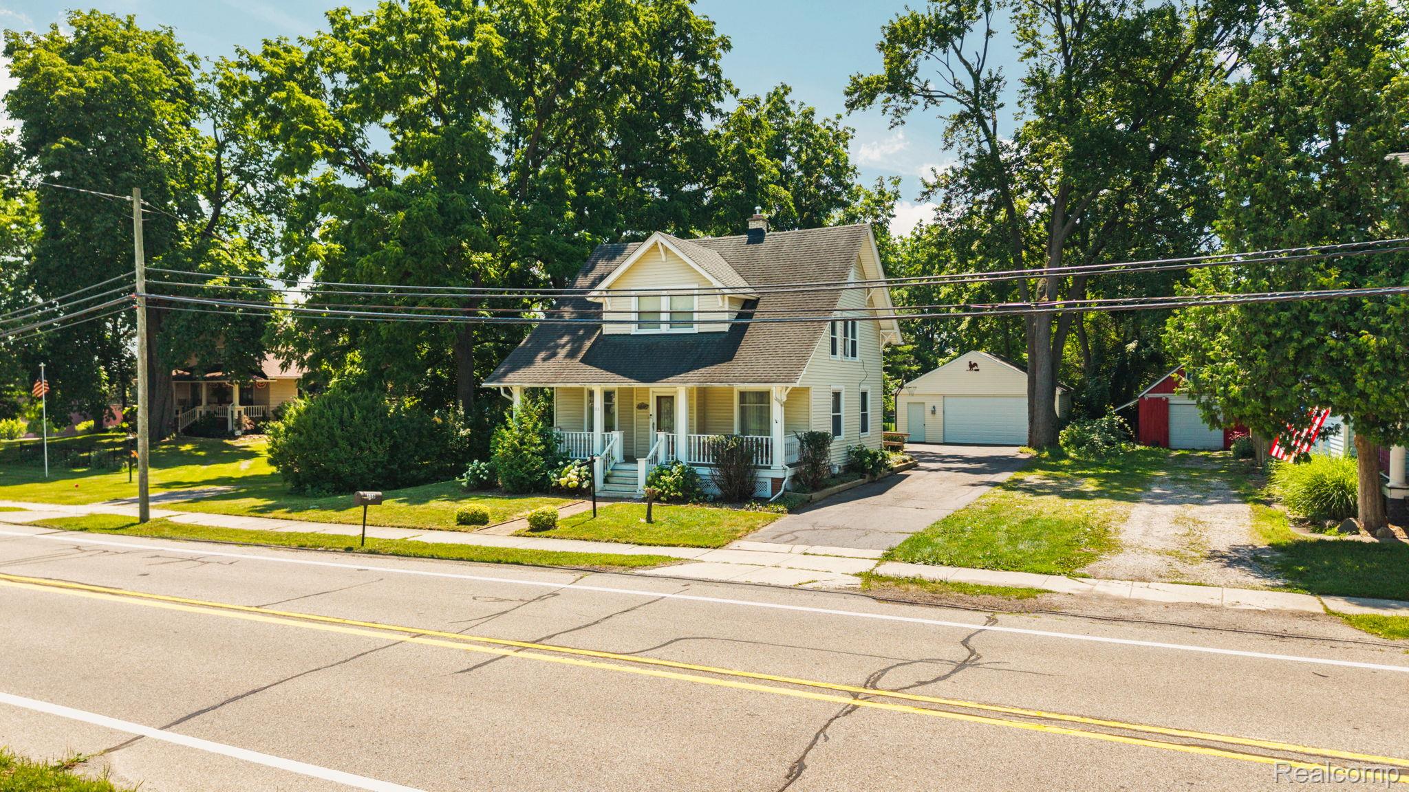 138 East Square Lake Road Troy, MI 48085 - Photo 48 of 55 5-web-or-mls-DJI_20260713125954_0425_D.jpg