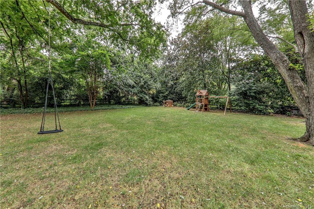 3214 Colony Road Charlotte, NC 28211 - Photo 22 of 24 a view of a field with a tree