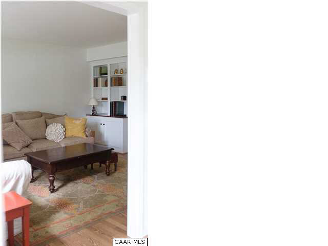 800 Harris Road Charlottesville, VA 22902 - Photo 3 of 26 a living room with furniture and a couch