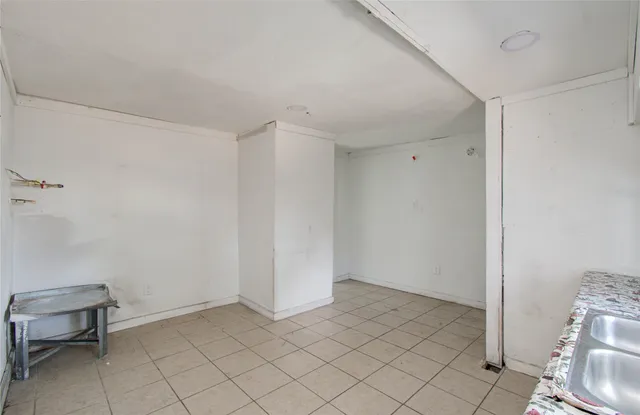 $234,900 | 6700 Avenue South, Houston, TX 77011