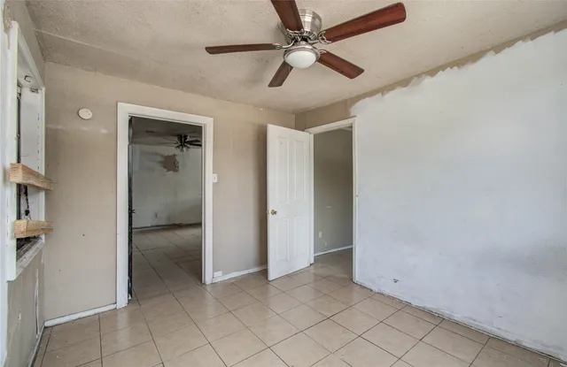 $234,900 | 6700 Avenue South, Houston, TX 77011