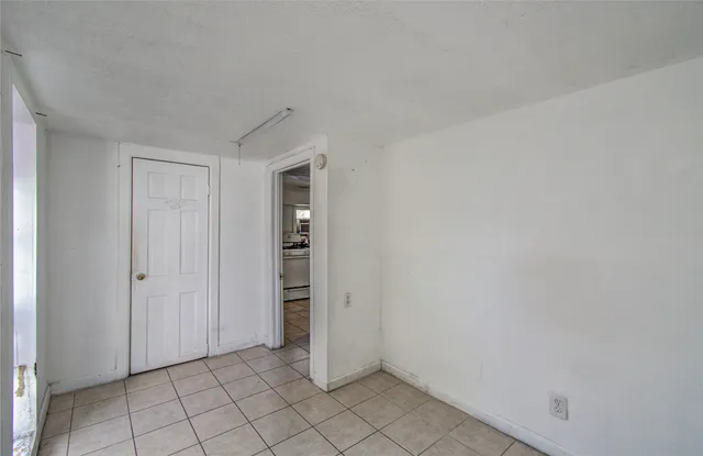 $234,900 | 6700 Avenue South, Houston, TX 77011