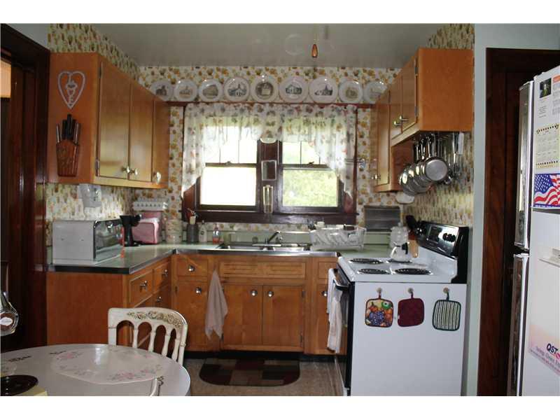 13 South Bridge Road Prosperity, PA 15329 - Photo 4 of 6 Kitchen.