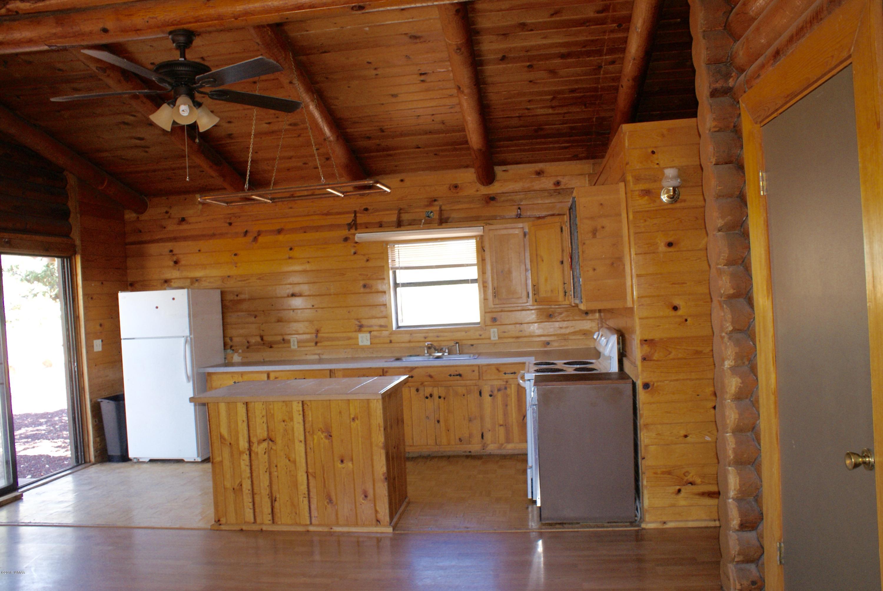 8417 Ridge Drive Show Low, AZ 85901 - Photo 3 of 14 Gallery Image 3