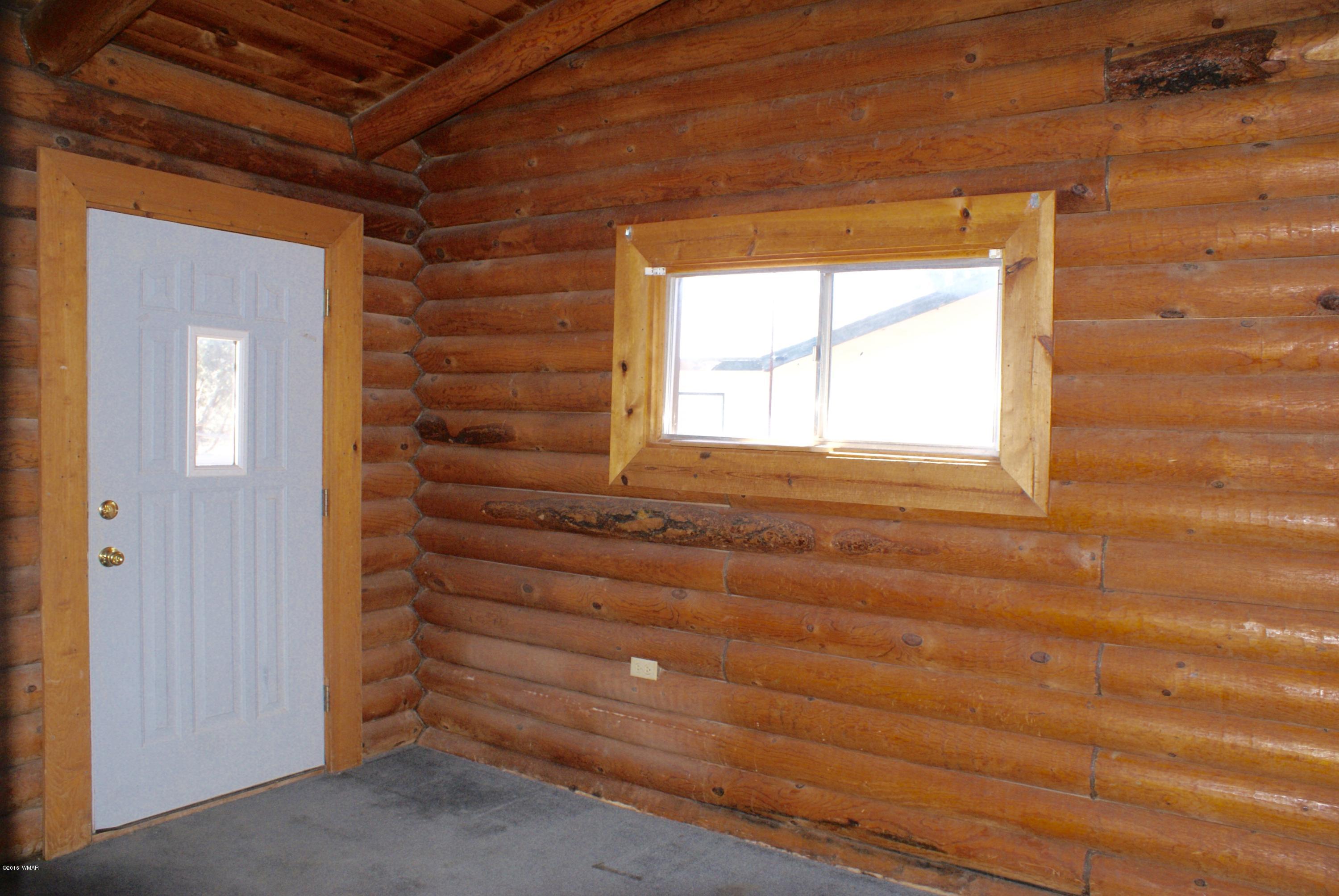 8417 Ridge Drive Show Low, AZ 85901 - Photo 6 of 14 Gallery Image 6