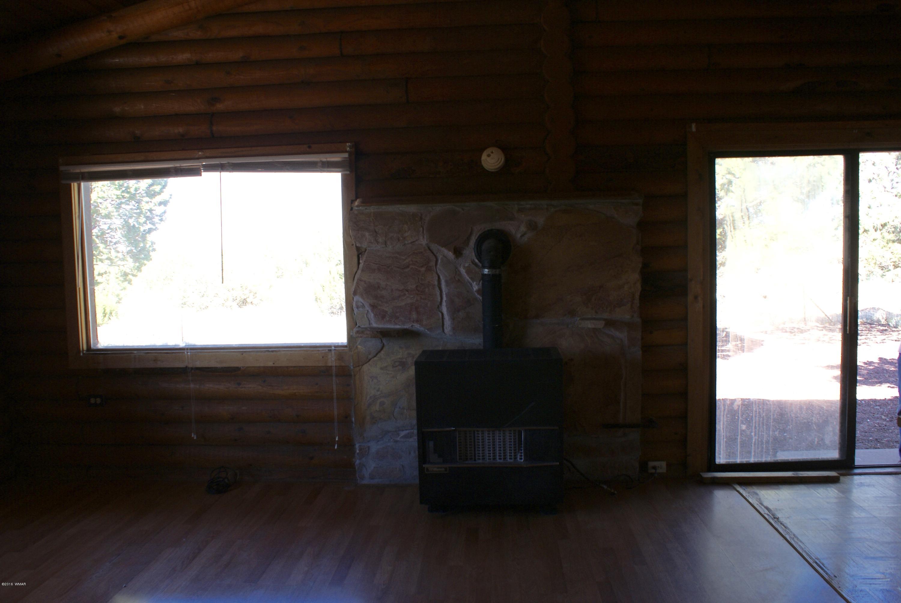 8417 Ridge Drive Show Low, AZ 85901 - Photo 7 of 14 Gallery Image 7