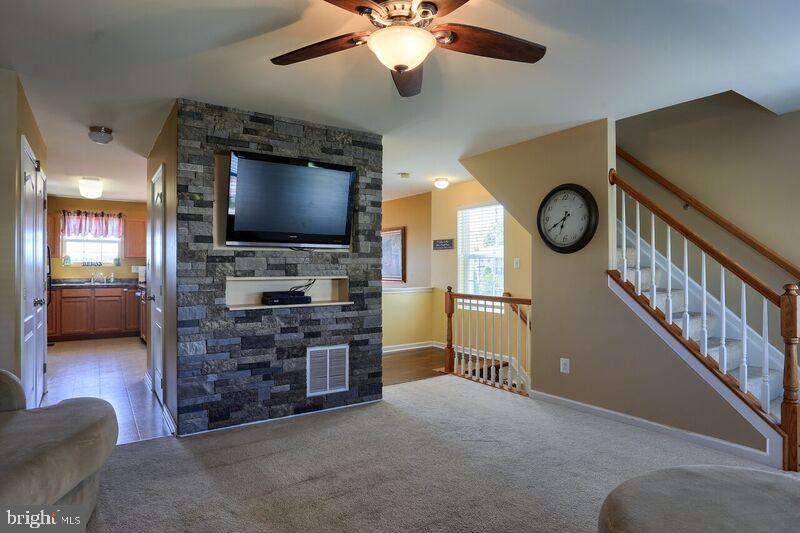 401 Dickens Drive Lancaster, PA 17603 - Photo 9 of 30