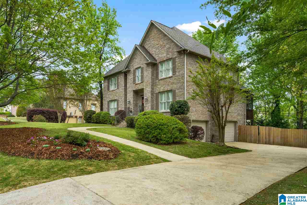 2241 White Way Birmingham, AL 35226 - Photo 3 of 36