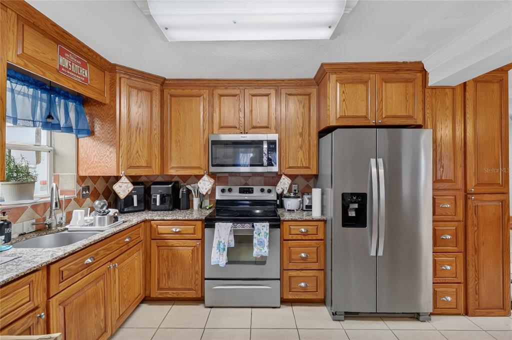3126 Toole Road Lithia, FL 33547 - Photo 12 of 66