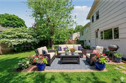 $1,250,000 | 38 Aspen Road, New Rochelle, NY 10804