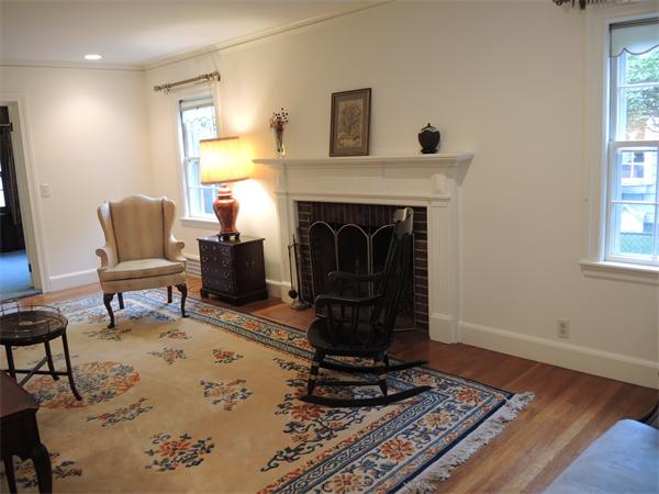 26 Garrison Road Wellesley, MA 02482 - Photo 12 of 27 Gallery Image 12