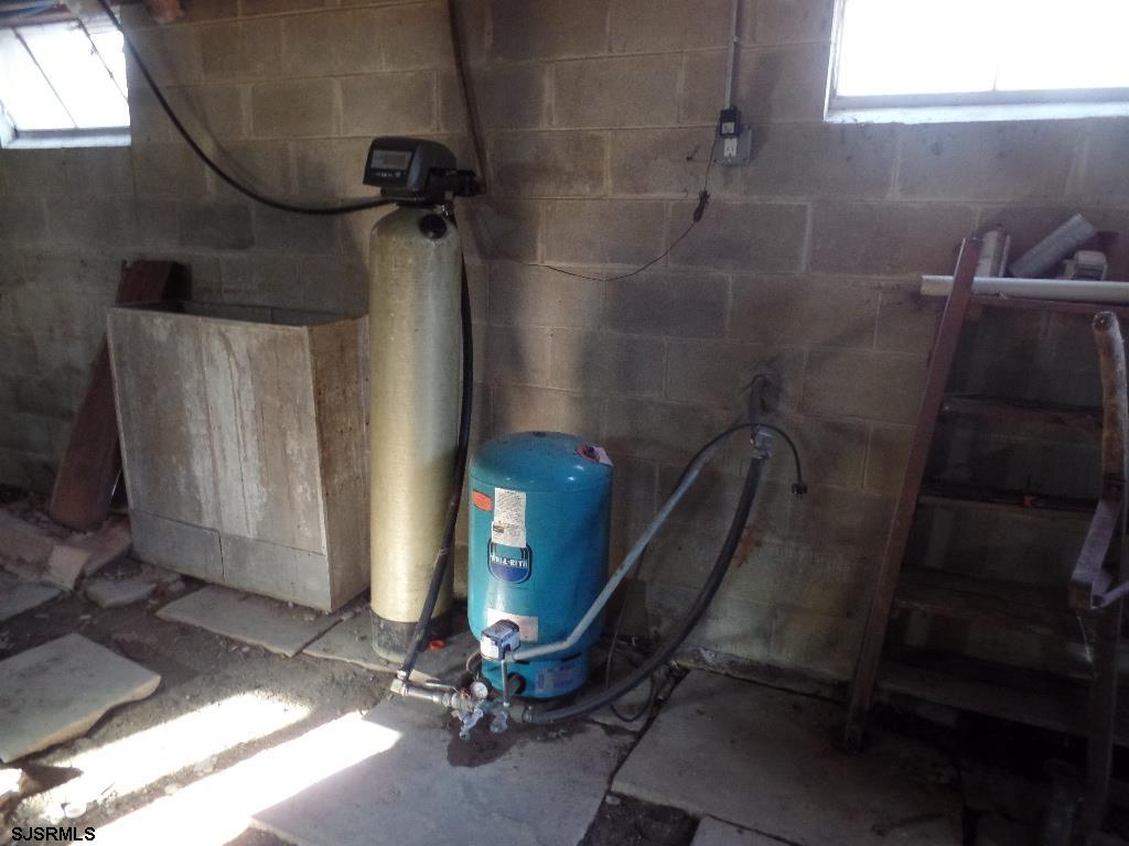 422 South Pitney Road Galloway Township, NJ 08205 - Photo 16 of 53