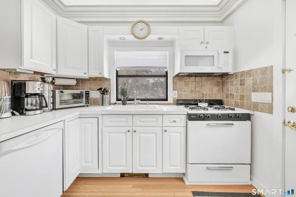 $4,250 | 70 Cranbury Road, Norwalk, CT 06851