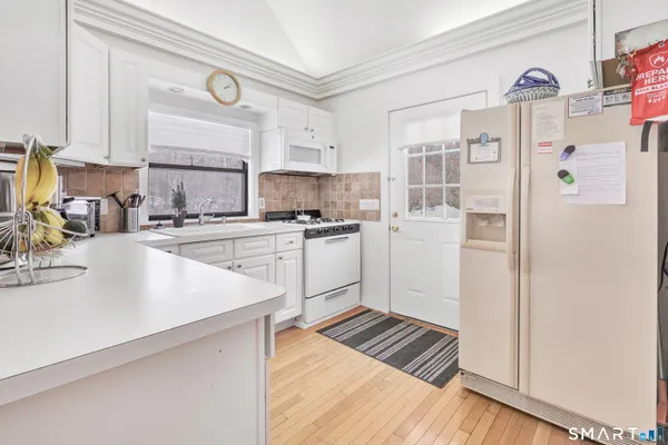 $4,250 | 70 Cranbury Road, Norwalk, CT 06851