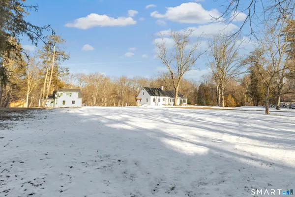 $4,250 | 70 Cranbury Road, Norwalk, CT 06851