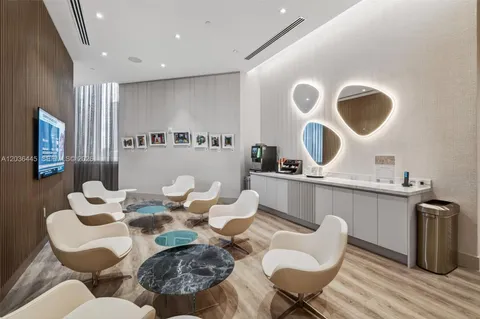 $1,295,000 | 333 Las Olas Way, Unit 1207, Fort Lauderdale, FL 33301