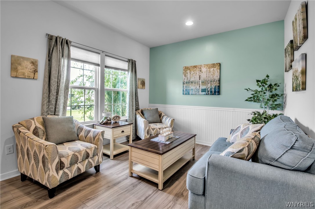 4978 Cloverleaf Lane Pendleton, NY 14094 - Photo 4 of 41 Front room - great spot for reading and relaxing!