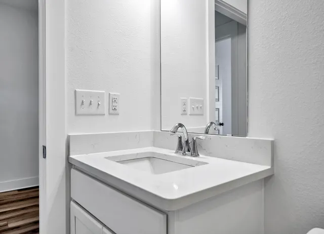 $1,895 | 217 Lyla Lane, Crestview, FL 32539