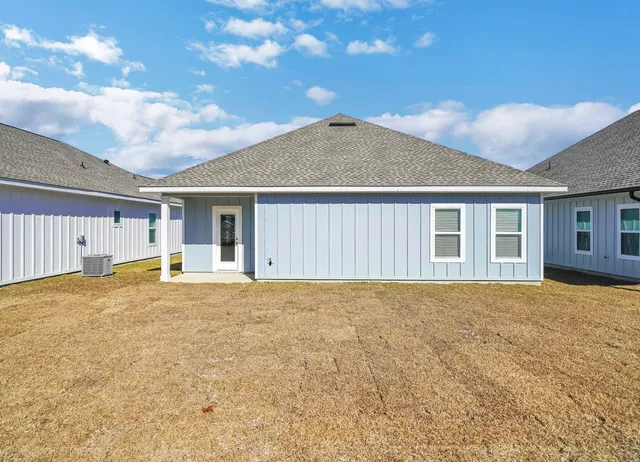 $1,895 | 217 Lyla Lane, Crestview, FL 32539