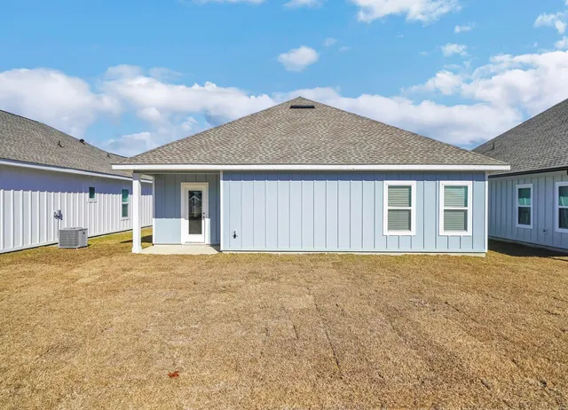 $1,895 | 217 Lyla Lane, Crestview, FL 32539