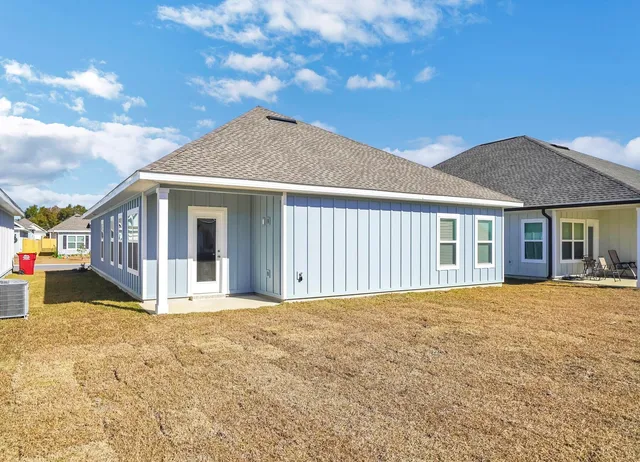 $1,895 | 217 Lyla Lane, Crestview, FL 32539