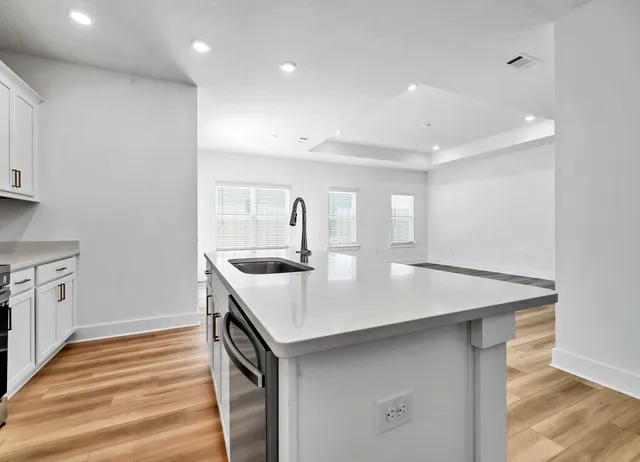 $1,895 | 217 Lyla Lane, Crestview, FL 32539