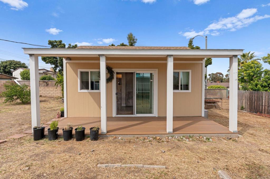 157 Lakeview Avenue Spring Valley, CA 91977 - Photo 35 of 57 DETACHED GRANNY FLAT