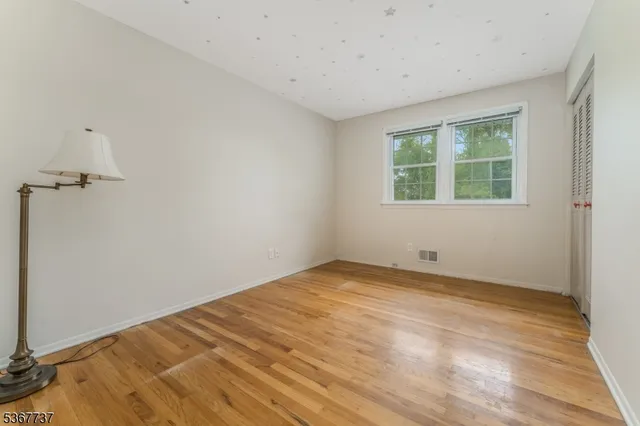 a view of room with a workspace