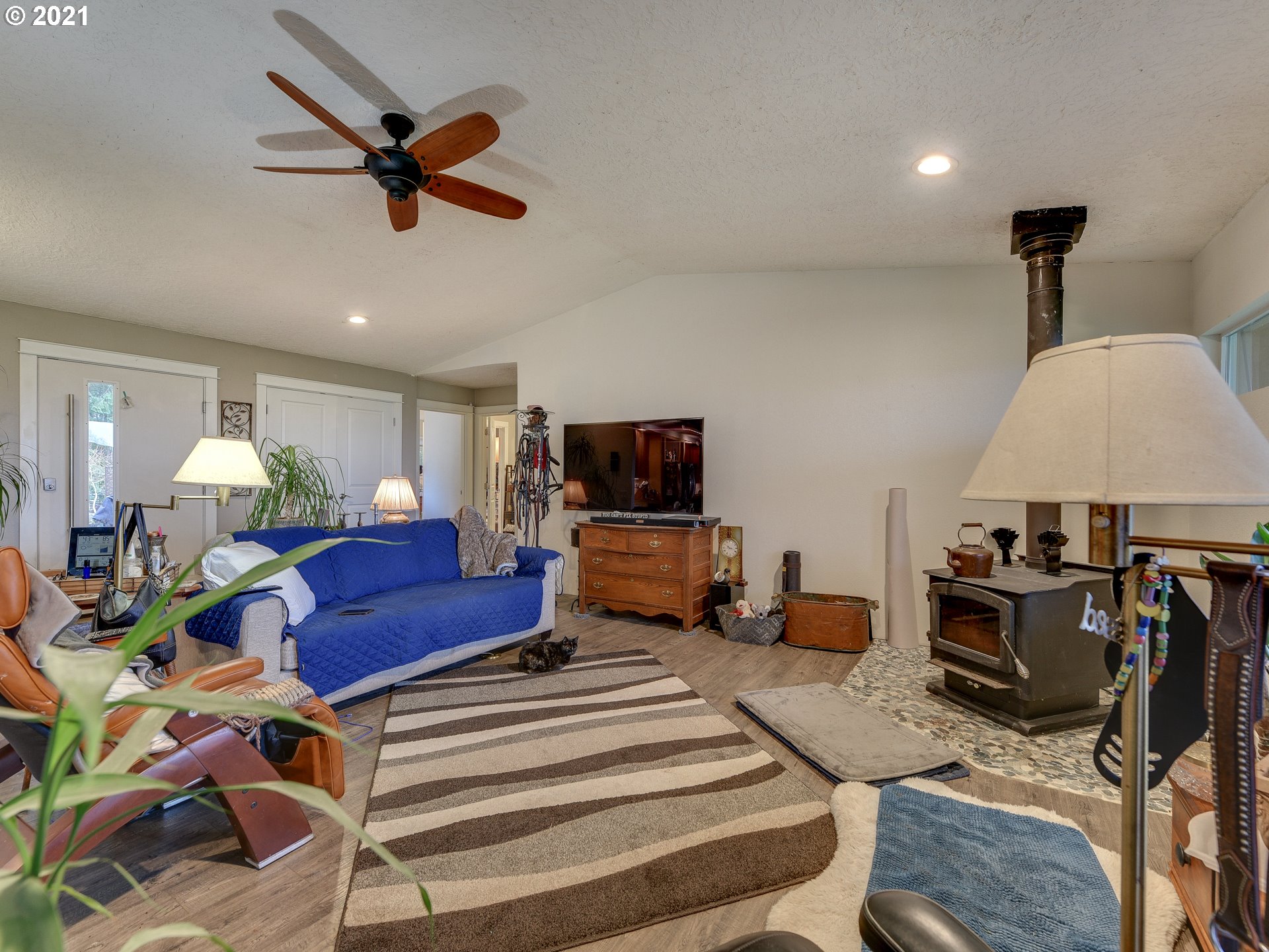 4538 Northeast 219th Street Ridgefield, WA 98642 - Photo 4 of 32