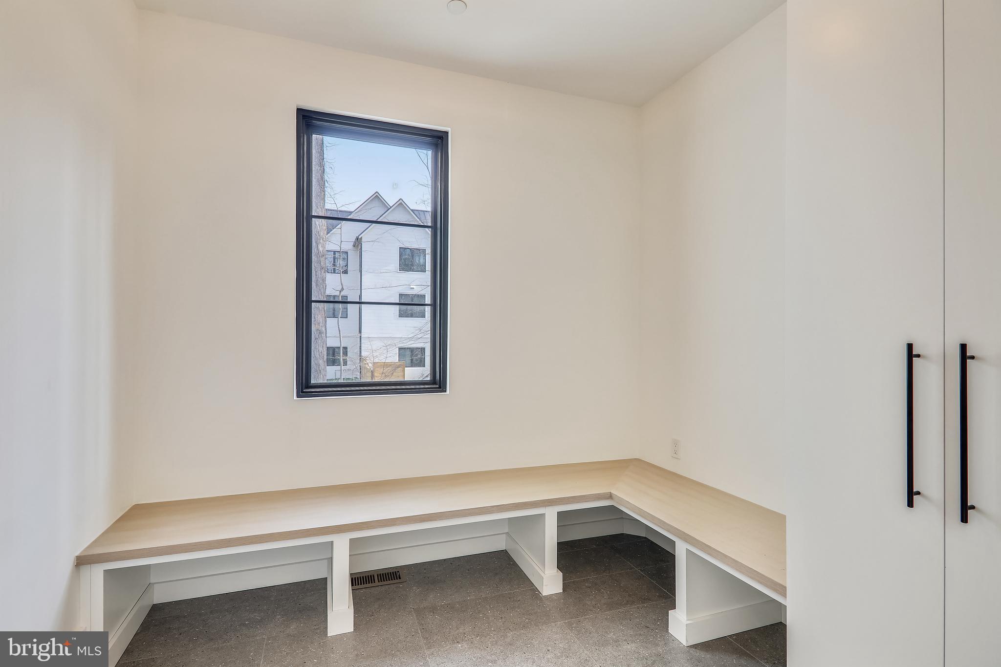 8727 Burning Tree Road Bethesda, MD 20817 - Photo 32 of 85 Main Level Mud Room