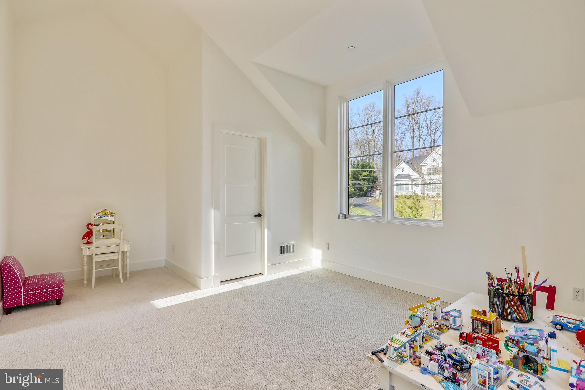 8727 Burning Tree Road Bethesda, MD 20817 - Photo 39 of 85
Secondary Bedroom