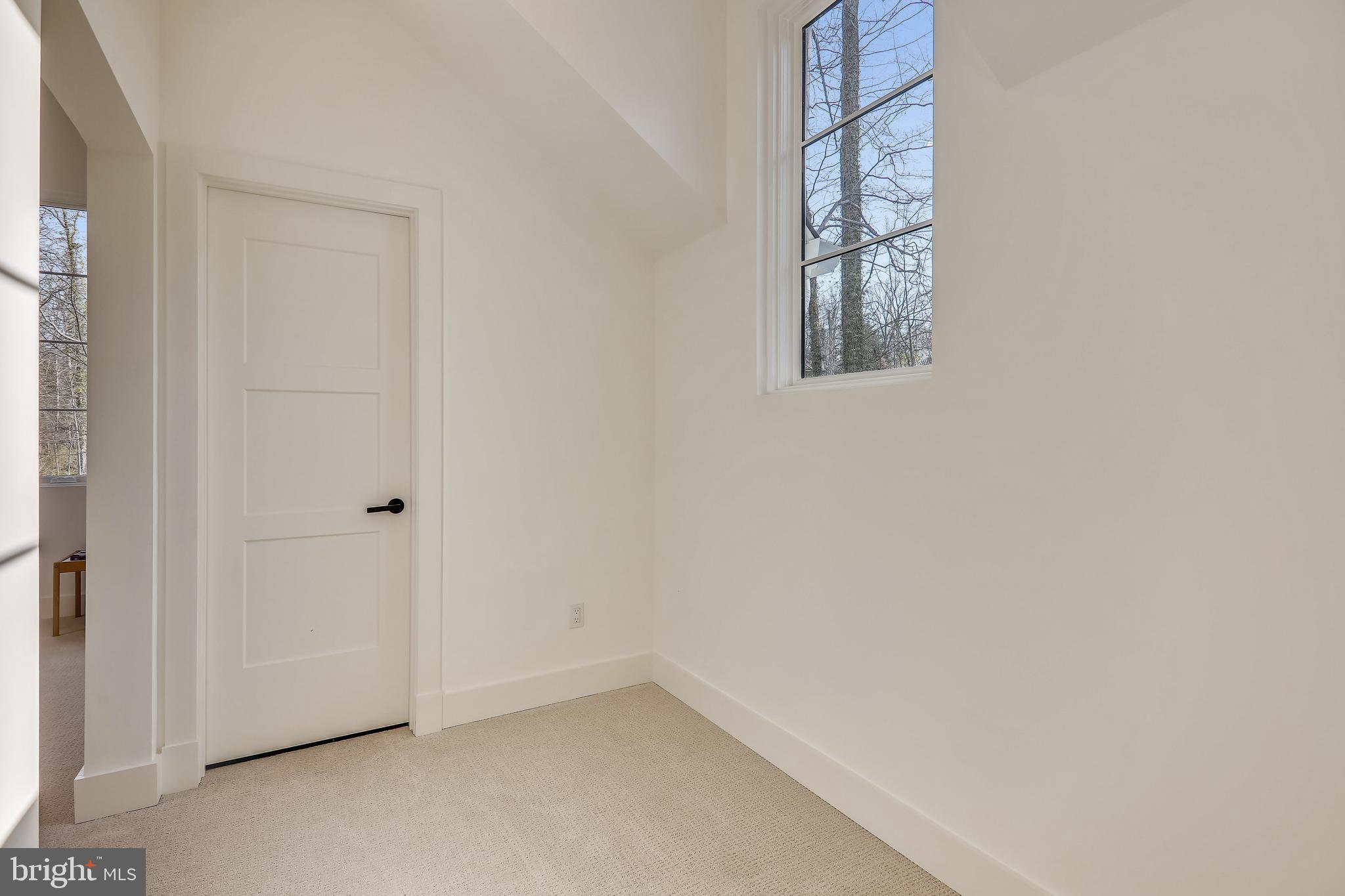 8727 Burning Tree Road Bethesda, MD 20817 - Photo 47 of 85 Secondary Bedroom Hallway