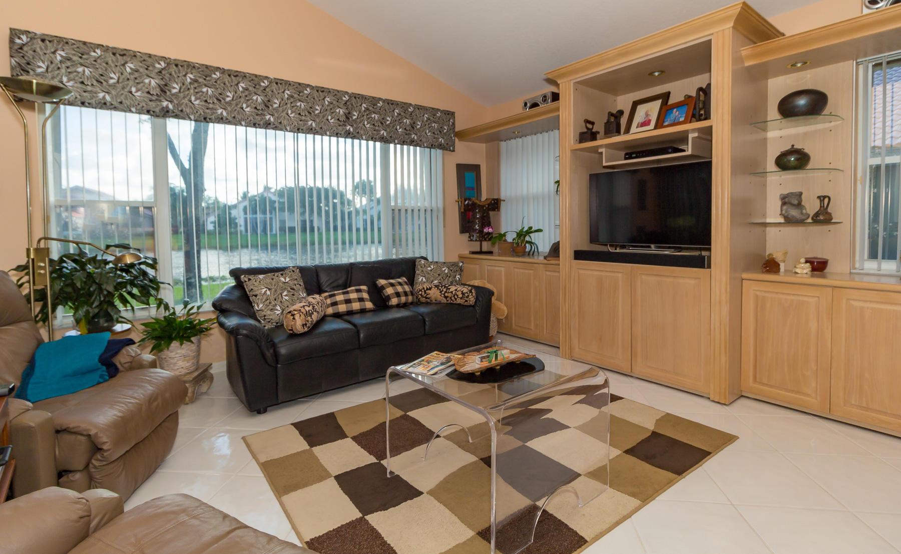 6872 Sun River Road Boynton Beach, FL 33437 - Photo 18 of 26 20171111-IMG_3130-Edit