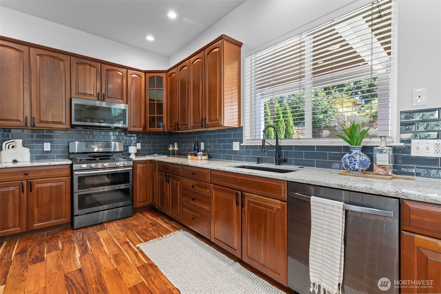 1500 Kennewick Avenue Northeast Renton, WA 98056 - Photo 6 of 40 Gallery Image 6