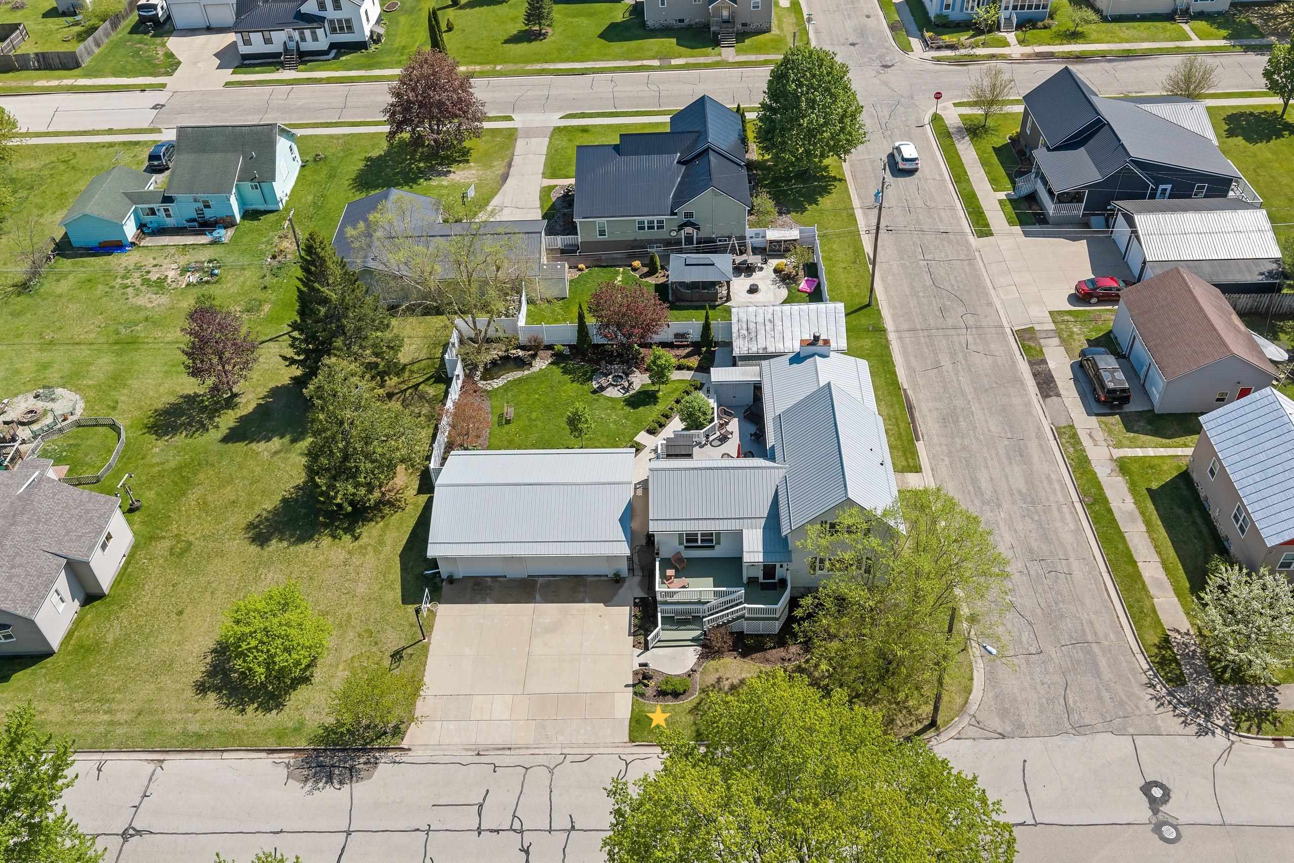 300 3rd Street Oconto, WI 54153 - Photo 53 of 56
