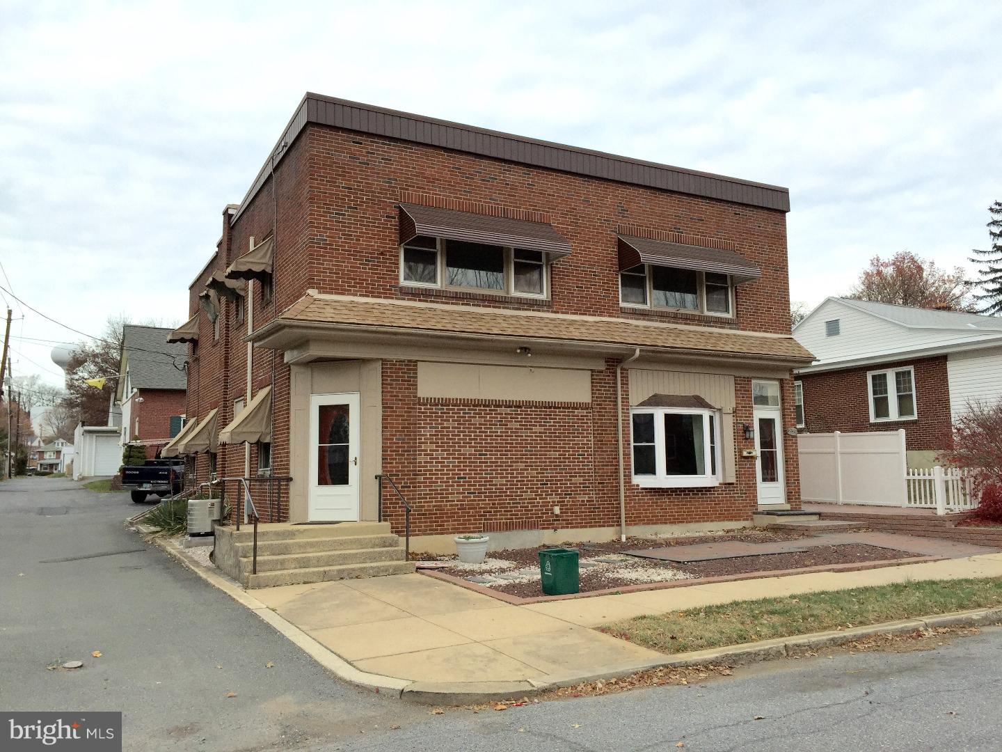 2129 Spring Street Reading, PA 19609 - Photo 1 of 15 Gallery Image 1