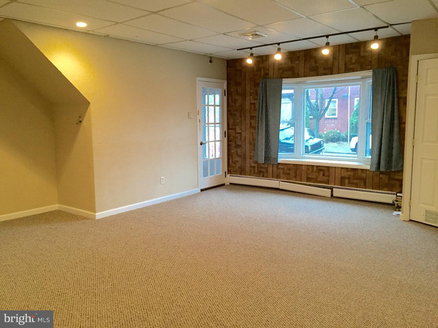 2129 Spring Street Reading, PA 19609 - Photo 12 of 15 Gallery Image 12