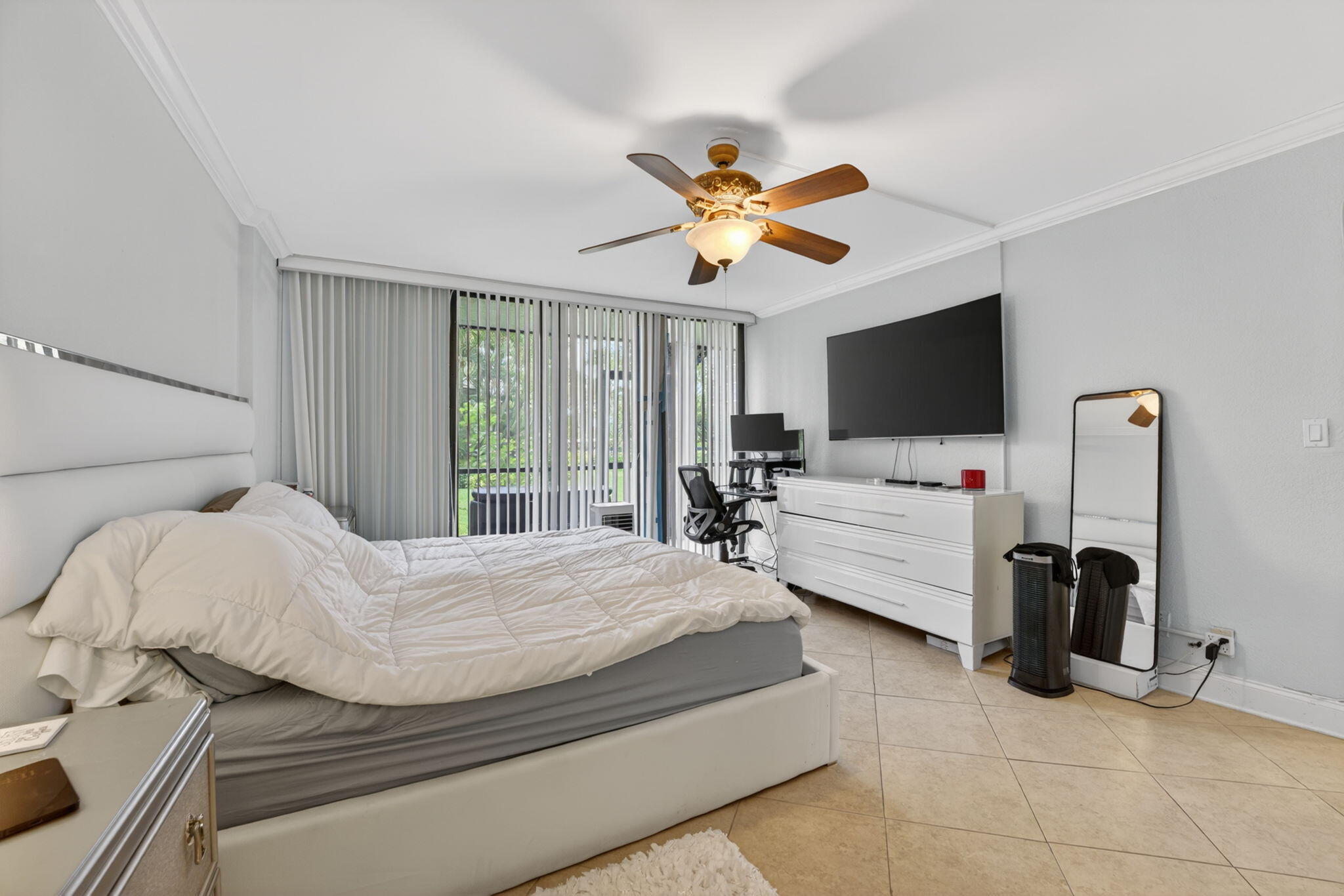 1627 Riverview Road, Unit 110 Deerfield Beach, FL 33441 - Photo 19 of 53 19-web-or-mls-DSC08435