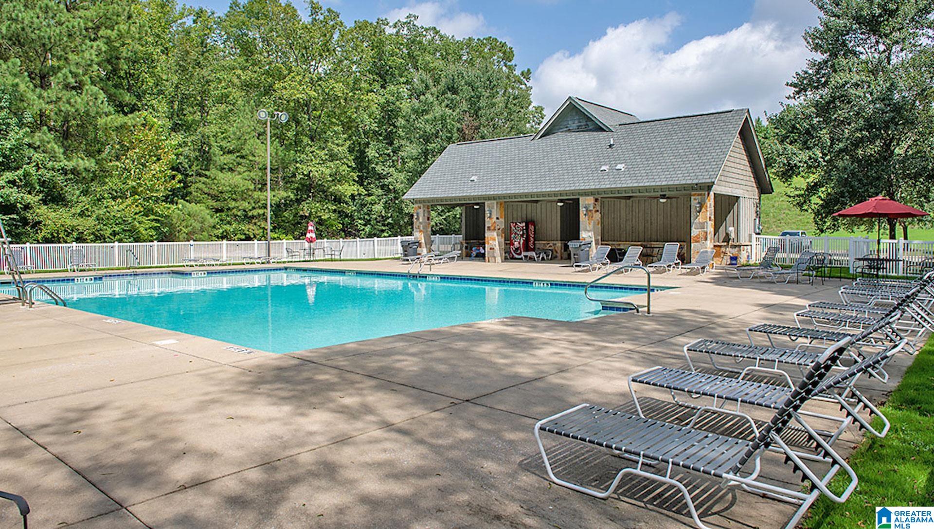 1016 Riviera Drive Calera, AL 35040 - Photo 13 of 14
