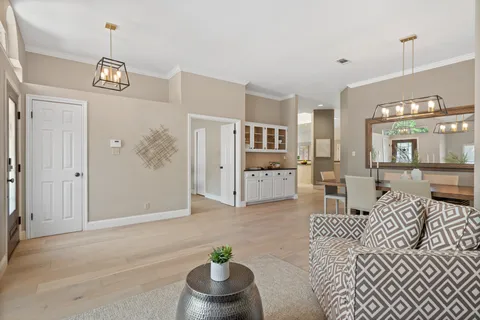 $699,900 | 6104 Colina Lane, Austin, TX 78759